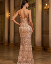 Cargar imagen en el visor de la galería, VESTIDO SIRENA LENTEJUELAS DISEÑO
